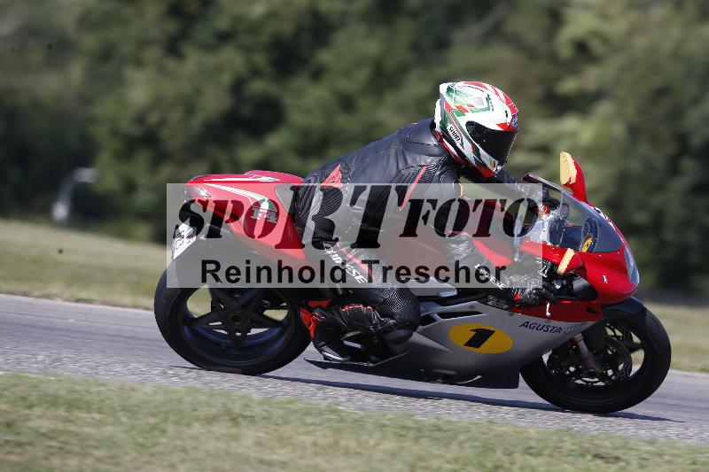 /49 26.08.2025 Cornu Master School ADR/gruen-vert/104